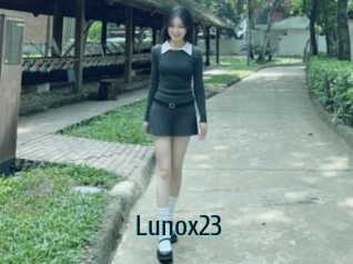Lunox23