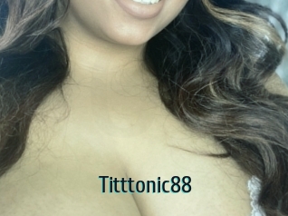 Titttonic88